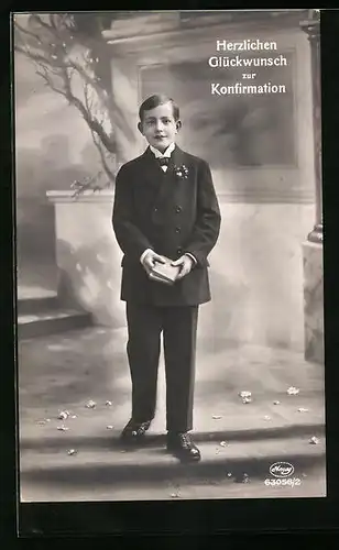 AK Glückwünsche zur Konfirmation, Junge mit Gebetsbuch