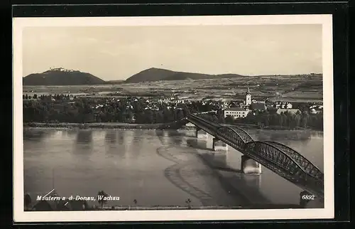 AK Mautern a. d. Donau, Ortsansicht mit Kirche