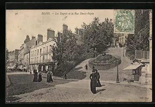 AK Blois, Les Degres et la rue Denis-Papin