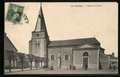 AK Avaray, L`Eglise et la Place