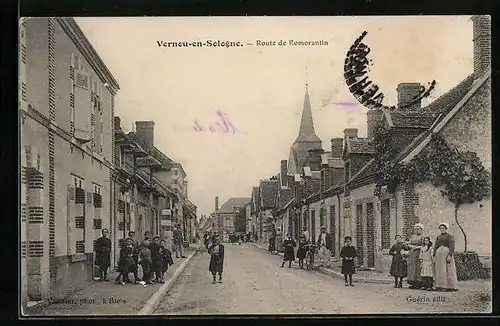 AK Vernou-en-Sologne, Route de Romorantin