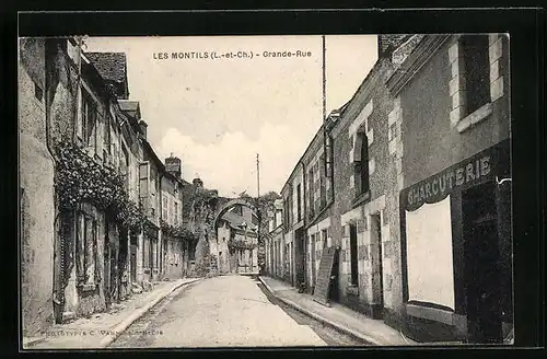 AK Les Montils, Grande-Rue