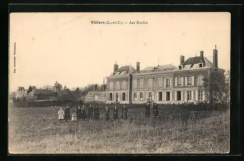 AK Villiers, Les Ecoles