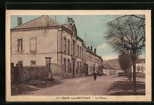 AK St Léger-sous-Beuvray, La Place