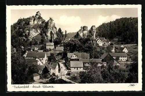 AK Tüchersfeld /Fränk. Schweiz, Ortspartie mit Felsenformationen