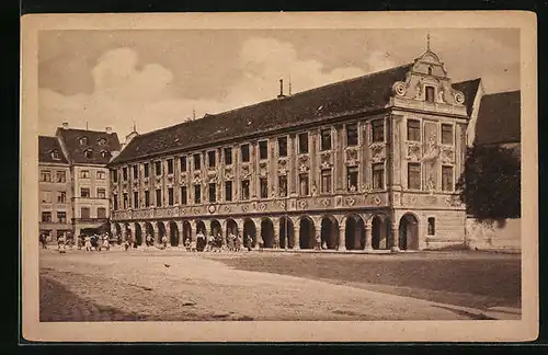 AK Memmingen, Passanten vor dem ehemaligen Steuerhaus