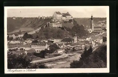 AK Burghausen /Salzach, Ortsansicht mit der Burg