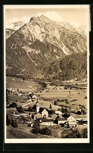 AK Hinterstein /Allg., Ortsansicht mit Älpelespitze