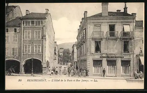 AK Remiremont, L'Hotel de la Poste et Rue Jannys