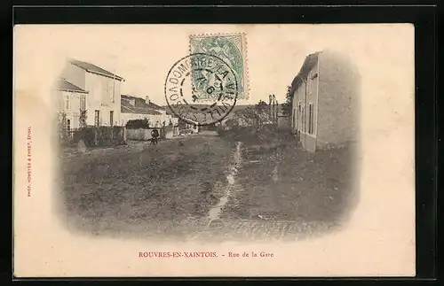 AK Rouvres-en-Xaintois, Rue de la Gare