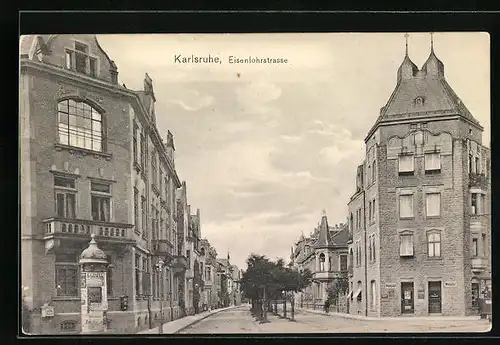 AK Karlsruhe, Eisenlohrstrasse mit Baumallee und Litfasssäule