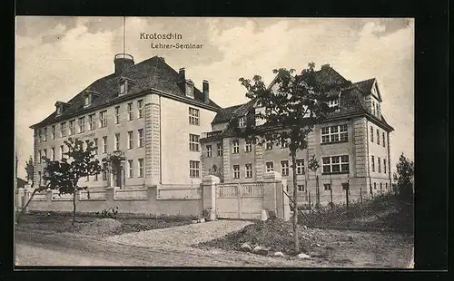 AK Krotoschin, Lehrerseminar von der Strasse betrachtet