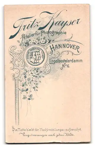 Fotografie Fritz Kayser, Hannover, Engelbostelerdamm 6, Junge Dame mit Hochsteckfrisur