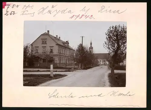 Fotografie Brück & Sohn Meissen, Ansicht Heyda bei Riesa, Schule - Schulhaus & Kirche