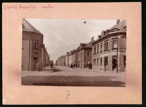 Fotografie Brück & Sohn Meissen, Ansicht Limbach i. Sa., Frohnauerstr., Gasthaus Stadt Dresden & Eckladen Karl Schulze