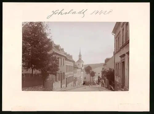 Fotografie Brück & Sohn Meissen, Ansicht Jöhstadt, Kirchgasse mitBlick zur Kirche