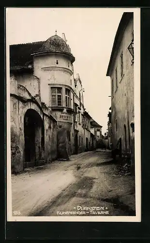 AK Dürnstein /Donau, Strassenpartie mit Kuhenringer-Taverne