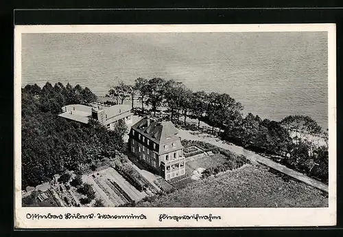 AK Travemünde, Fliegeraufnahme vom Golf-Hotel und der Gaststätte Seetempel