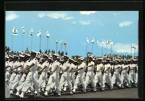 AK Navy Cadets parading on Independence Day, Parade am israelischen Unabhängigkeitstag