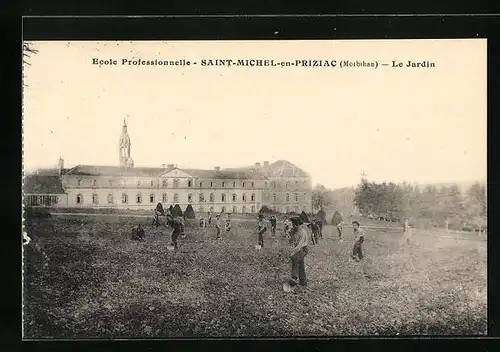 AK Saint-Michel-en-Priziac, Ecole Professionnelle, Le Jardin