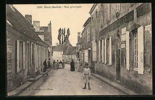 AK Torcé, Rue principale