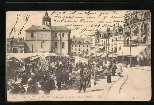 AK Le Mans, La Place de la République