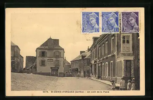 AK St-Denis-d'Orques, Un coin de la Place
