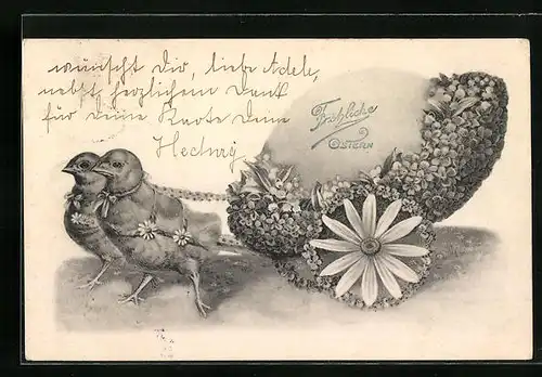 Künstler-AK Osterküken ziehen mit Blumen dekoriertes Ei