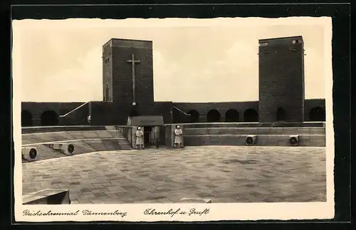 AK Tannenberg, Reichsehrenmal, Ehrenhof und Gruft