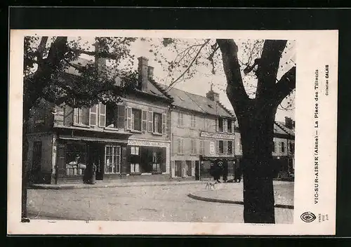 AK Vic-sur-Aisne, La Place des Tilleuls