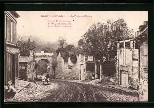 AK Coucy-le-Chateau, La Porte de Chauny