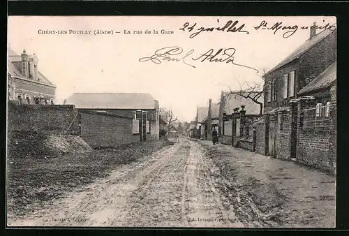 AK Chéry-les-Pouilly, La rue de la Gare