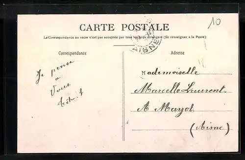 AK La Fére, La Rue de la République (Entrée de la Ville)