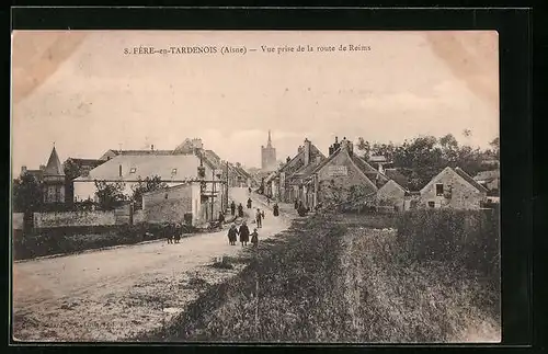 AK Fère-en-Tardenois, Vue prise de la route de Reims