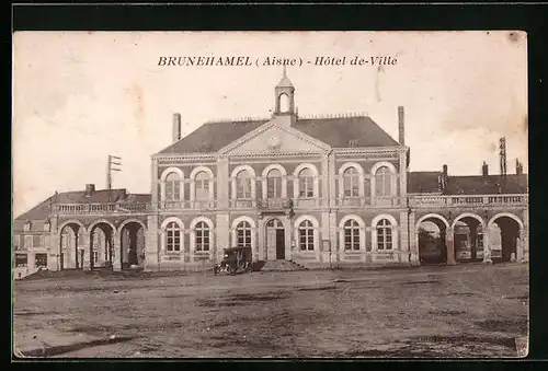 AK Brunehamel, Hotel de Ville