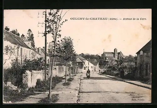 AK Oulchy-le-Chateau, Avenue de la Gare