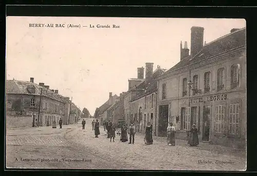 AK Berry-au-Bac, La Grande Rue