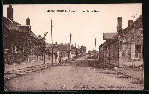 AK Mesbrecourt, Rue de la Gare