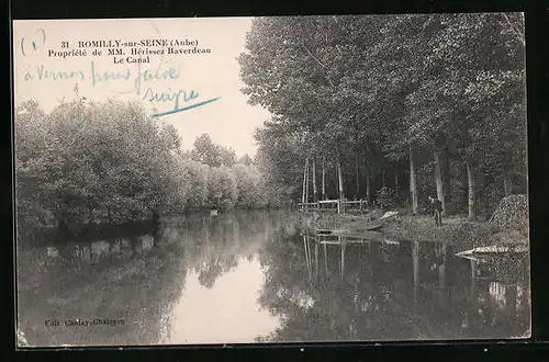 AK Romilly-sur-Seine, Propriété de MM. Hérissez Raverdeau, le Canal