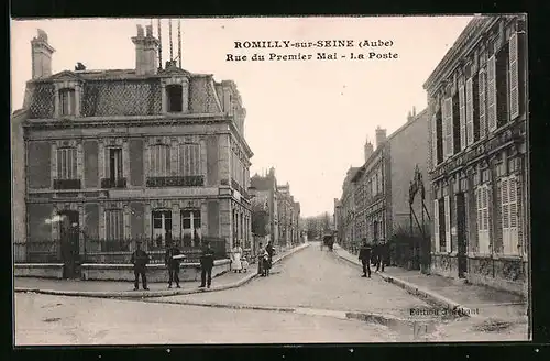 AK Romilly-sur-Seine, Rue du Premier Mai, la Poste