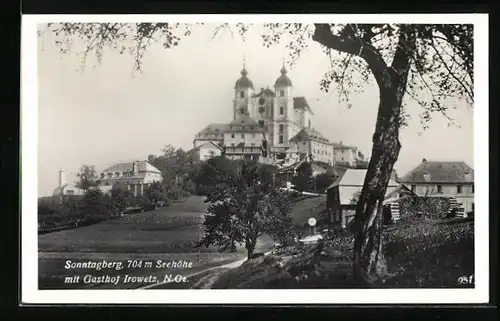 AK Sonntagberg, Teilansicht mit Kirche und Gasthof Irowetz