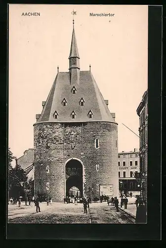 AK Aachen, Passanten am Marschiertor