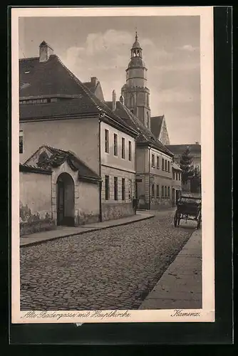 AK Kamenz i. Sa., Alte Badergasse mit der Hauptkirche