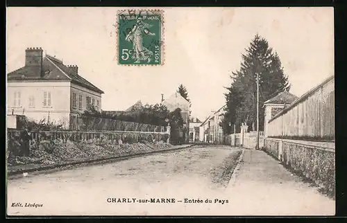 AK Charly-sur-Marne, Entree du Pays