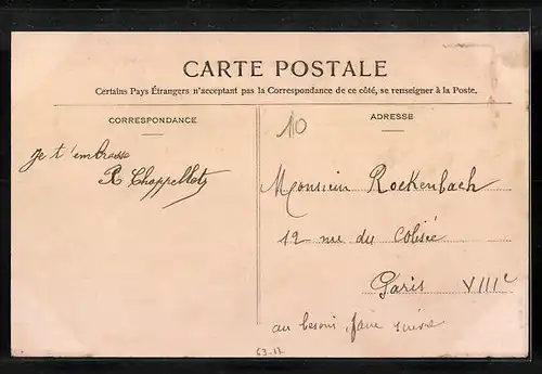 AK Etreaupont, La Mairie, Strassenansicht