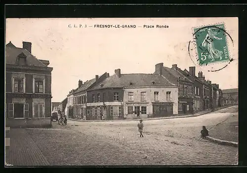 AK Fresnoy-le-Grand, Place Ronde