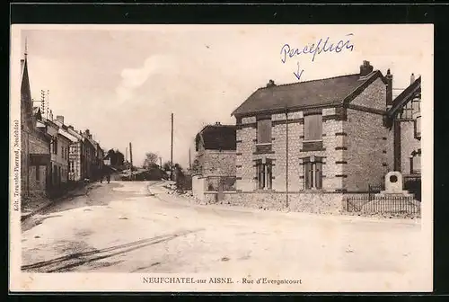 AK Neufchatel-sur-Aisne, Rue d`Evergnicourt