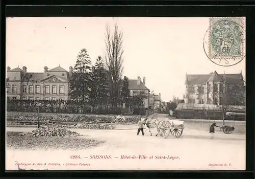 AK Soissons, Hotel-de-Ville et Saint-Leger