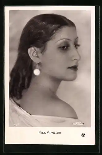 AK Miss Antilles im Portrait, Schönheitskönigin