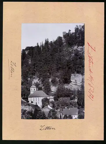 Fotografie Brück & Sohn Meissen, Ansicht Oybin, Kirche mit Aufgang zum Berg Oybin